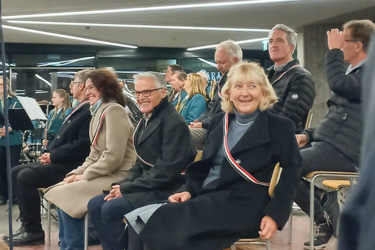 Ehrung von Ella Gremme an der Cordulafeier in Baden