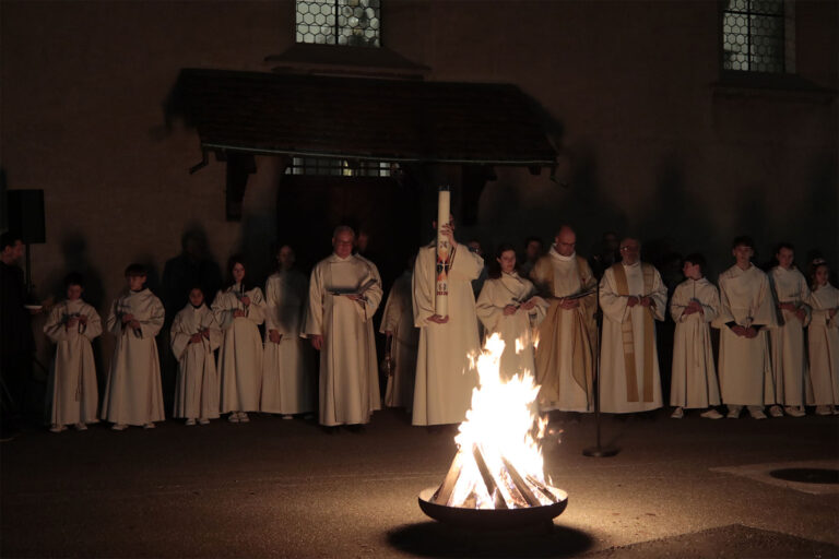 Das Osterlicht: Ein Zeichen der Zuversicht und des Friedens
