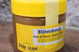 Honigverkauf der KABfür Brücke Le Pont