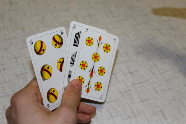 Spielnachmittag für Senioren & Seniorinnen