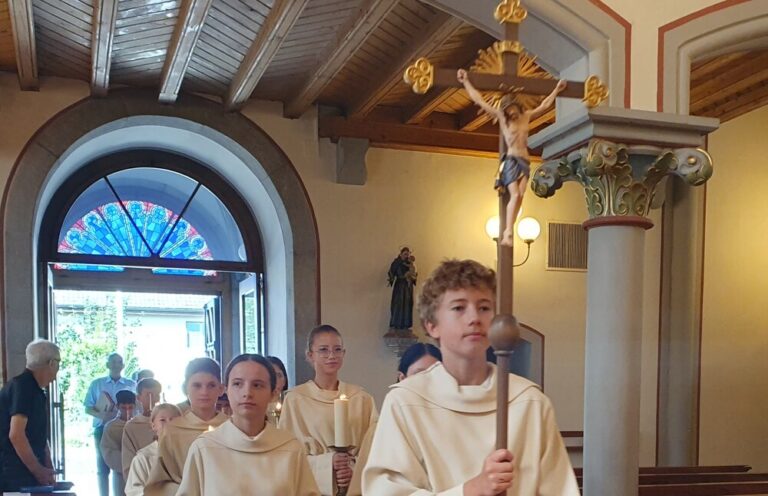 Willst auch du Ministrant werden?