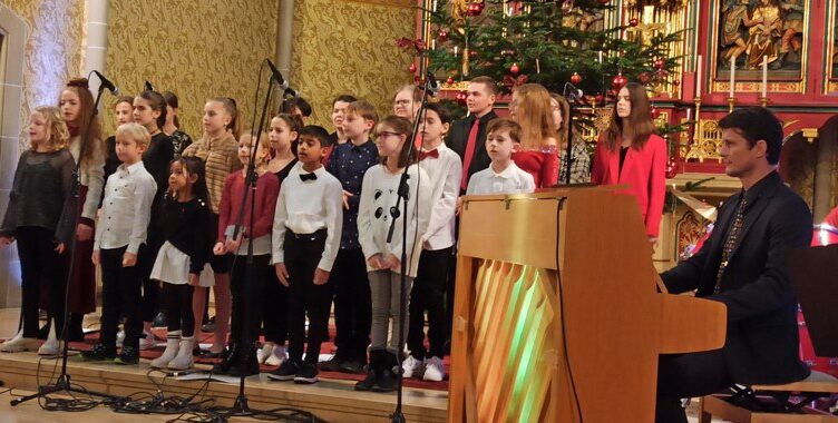 Weihnachtsklänge zu Ehren Gottes